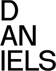 Daniels on Air Logo